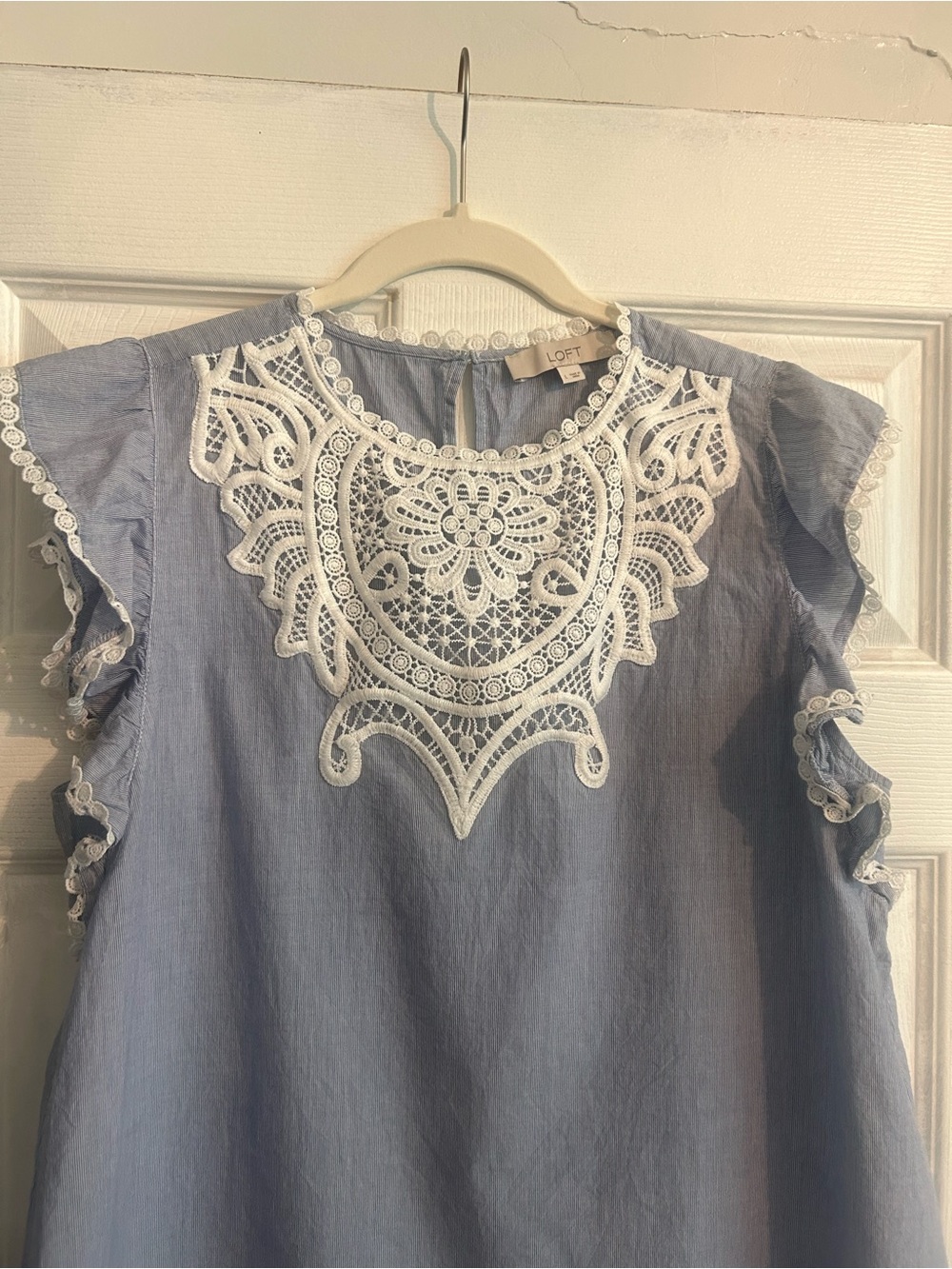 Crochet Loft Flutter Sleeve Top - Light Blue and white pin-stripe lace details L - Picture 5 of 11